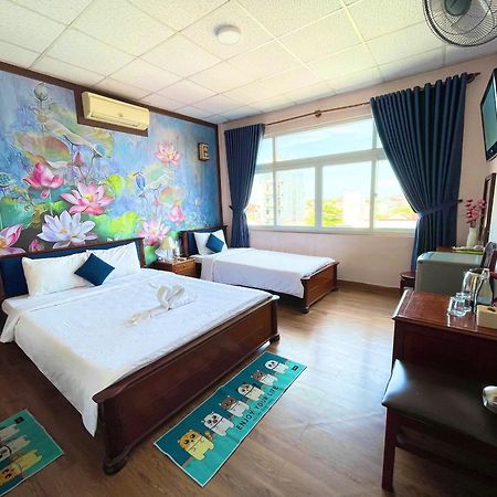 Pink Lotus Hotel Hue Exterior photo